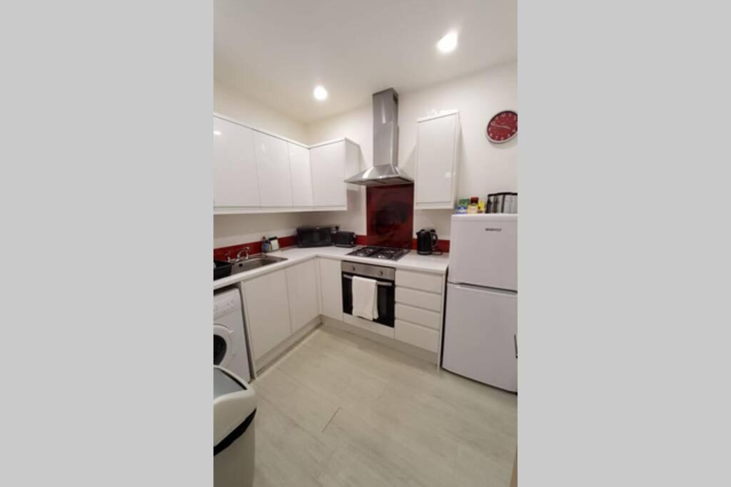 Leith Spectacular Apartment By Sensational Stay Short Lets & Serviced Accommodation With 6 Separate Beds & 2 Baths Эдинбург Экстерьер фото