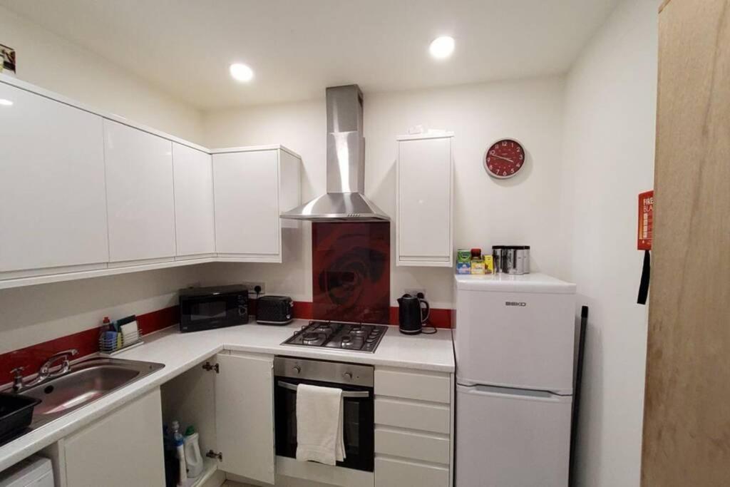 Leith Spectacular Apartment By Sensational Stay Short Lets & Serviced Accommodation With 6 Separate Beds & 2 Baths Эдинбург Экстерьер фото