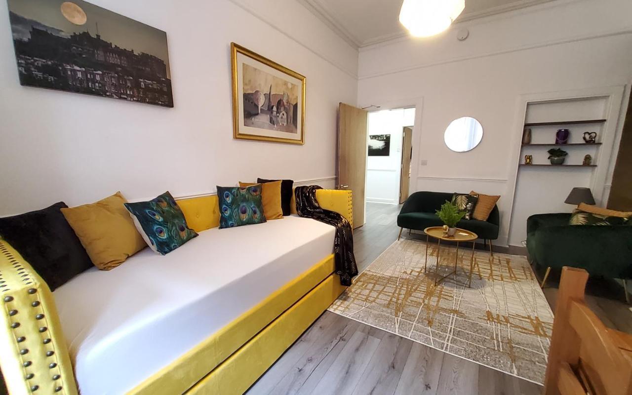 Leith Spectacular Apartment By Sensational Stay Short Lets & Serviced Accommodation With 6 Separate Beds & 2 Baths Эдинбург Экстерьер фото