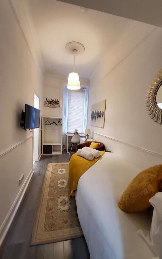 Leith Spectacular Apartment By Sensational Stay Short Lets & Serviced Accommodation With 6 Separate Beds & 2 Baths Эдинбург Экстерьер фото