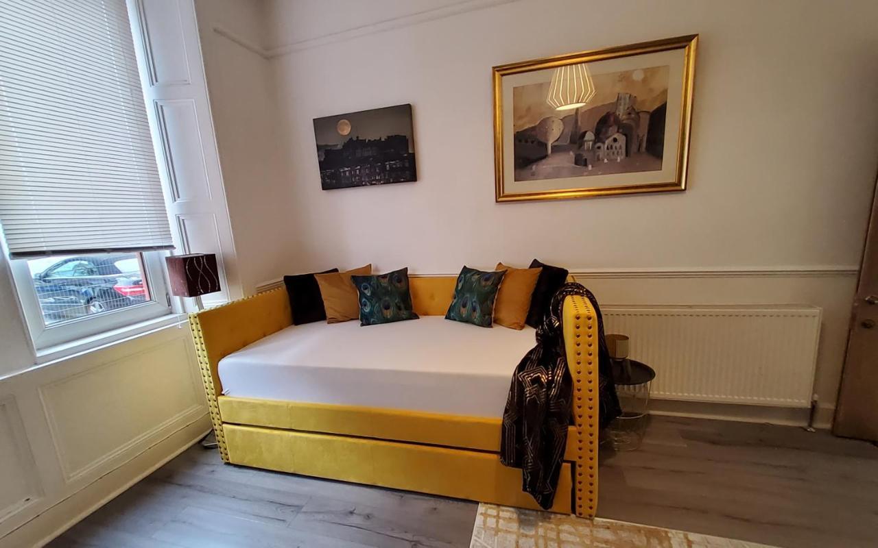 Leith Spectacular Apartment By Sensational Stay Short Lets & Serviced Accommodation With 6 Separate Beds & 2 Baths Эдинбург Экстерьер фото